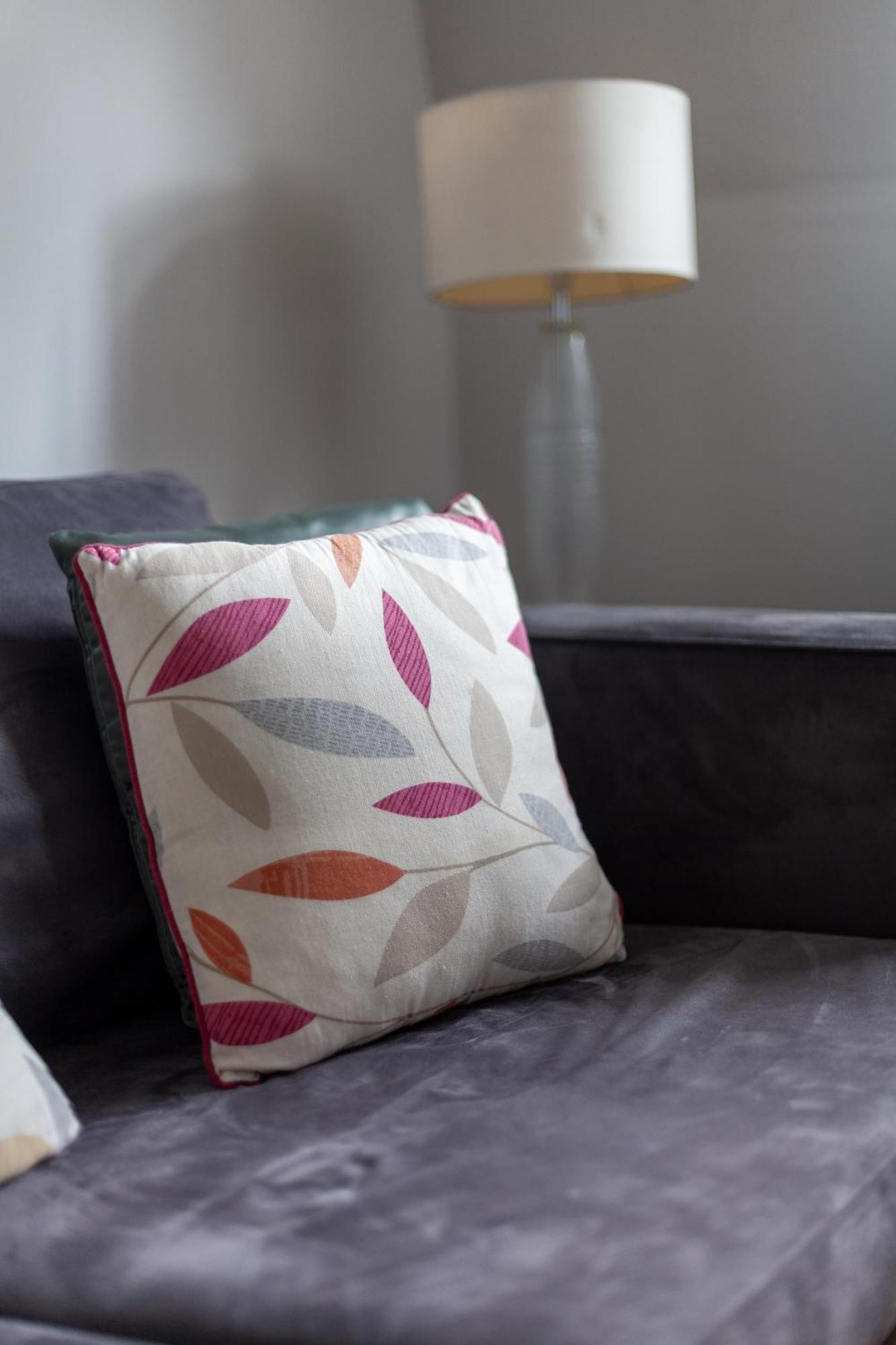 Deluxe Holborn Two Bedroom Apartment London Ngoại thất bức ảnh